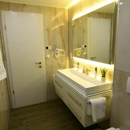 Luxury Sundance