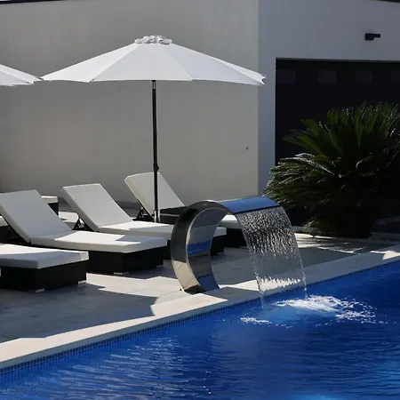 Luxury Sundance *