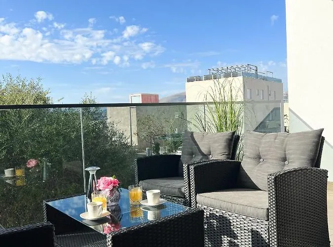 Luxury Sundance 特罗吉尔